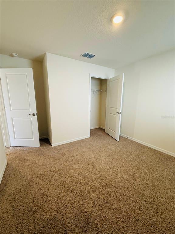 Building Photo - 2924 NE 20th Ter