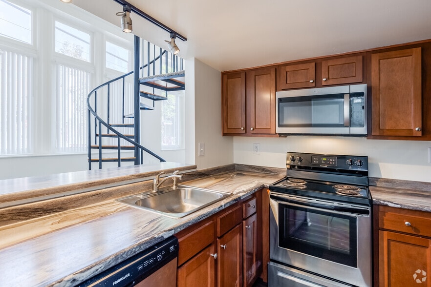 2BR, 2.5BA - Kitchen - The School House