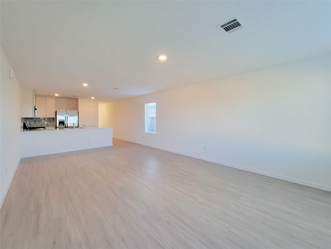 Building Photo - 1603 Windrose Bnd