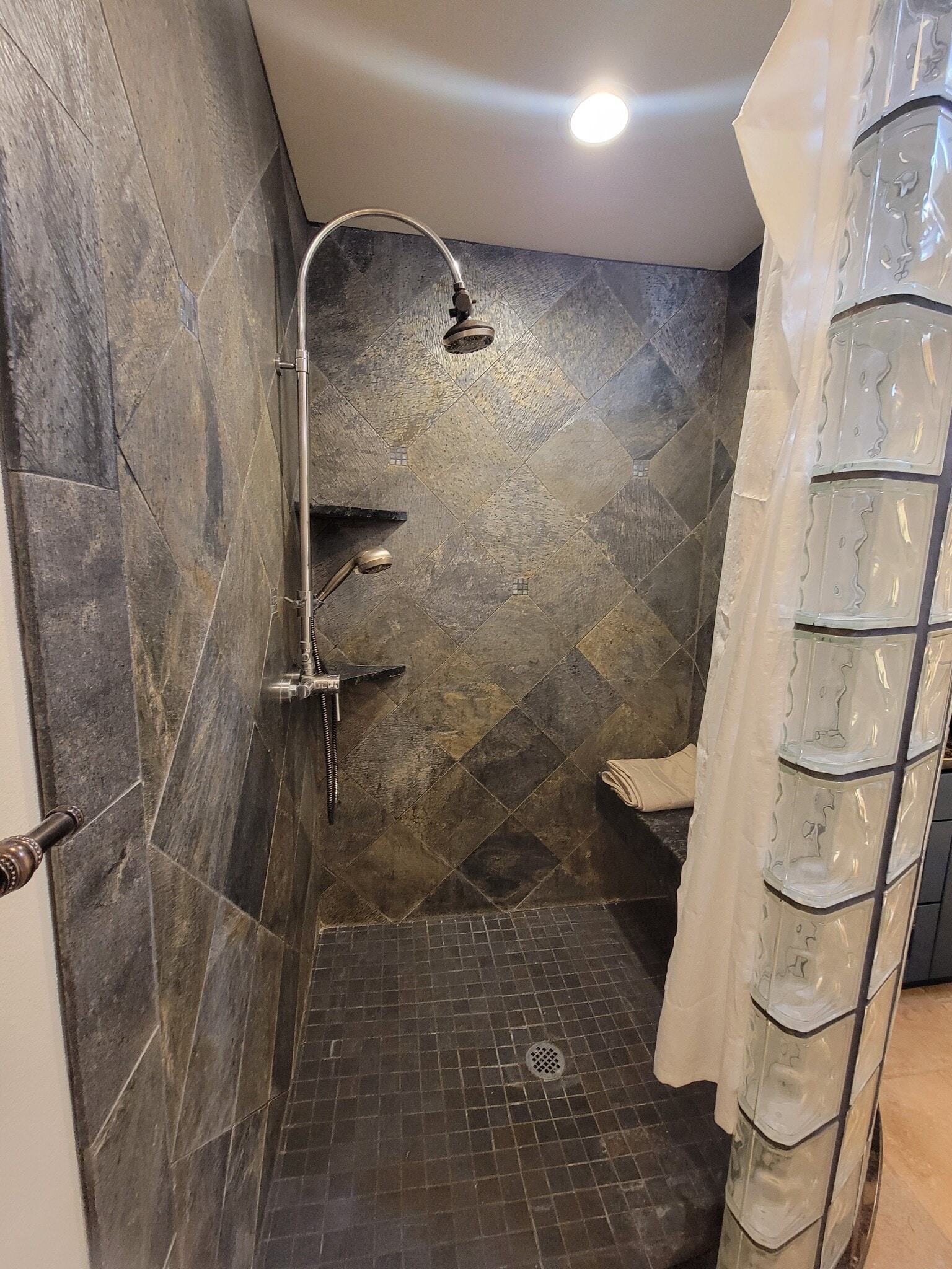 Building Photo - 15026 39th Ave NW