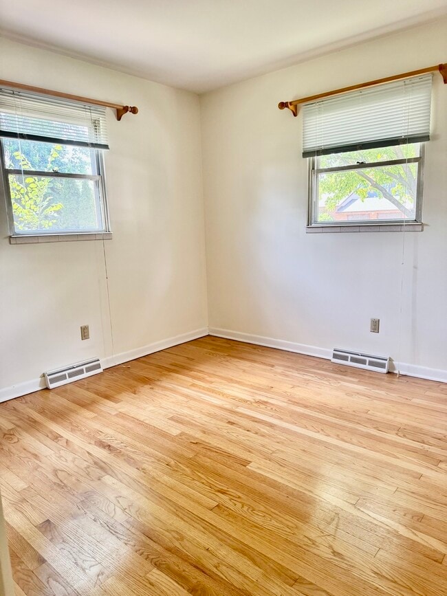 Building Photo - 4707 Fairview Ave
