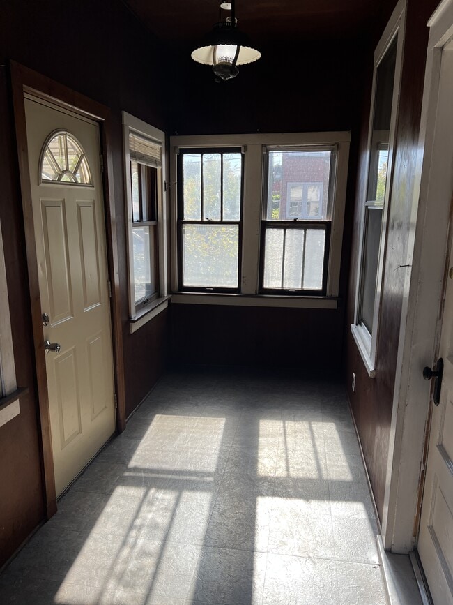 Building Photo - 9757 S Ave M