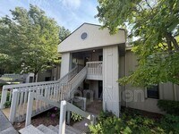 Building Photo - 1304 Abbey Cir