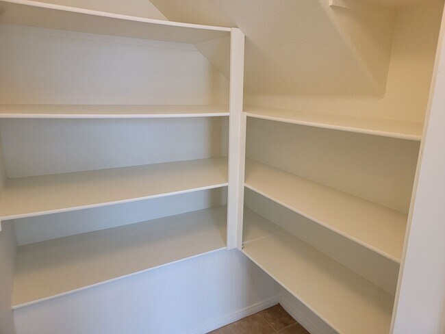 Building Photo - Stunning 3 Bedroom Rental - In Nevada Trails