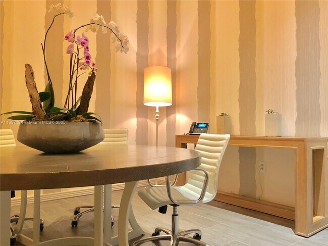 Building Photo - 2900 NE 7th Ave