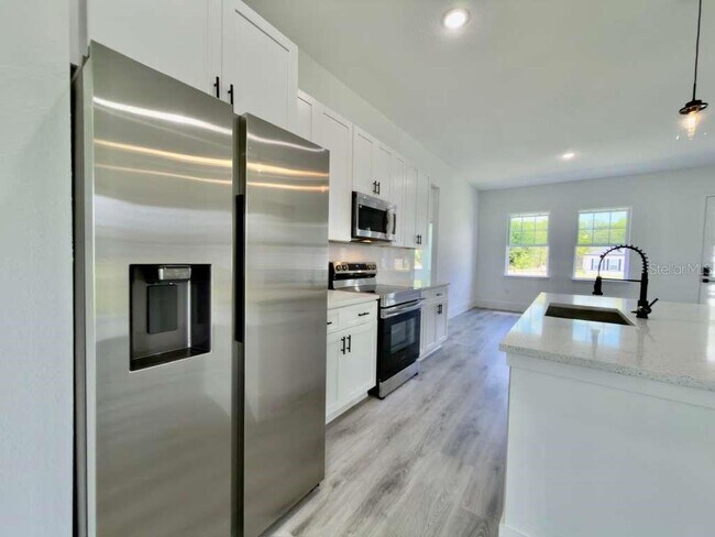 Building Photo - 15775 SW 59th Avenue Rd