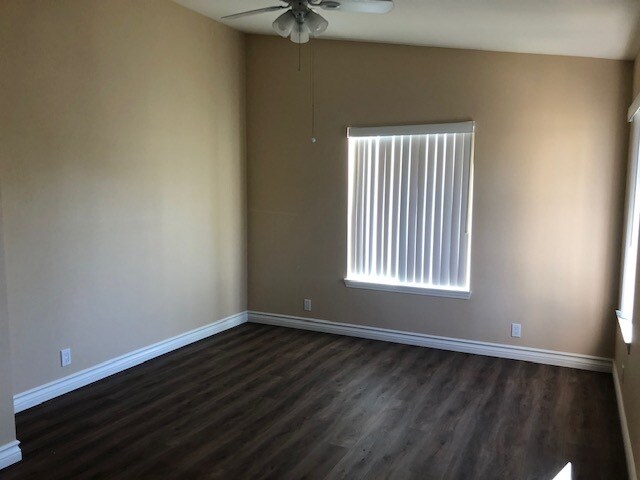 Bedroom - 5810 Dovetail Dr
