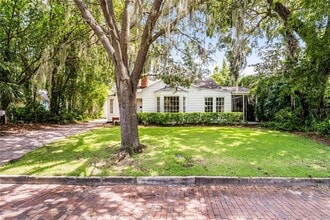 Building Photo - 220 Overlook Rd