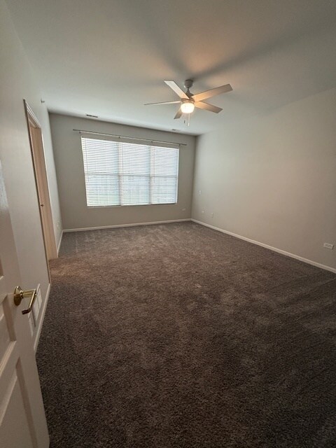 Building Photo - 13337 Oakwood Ave