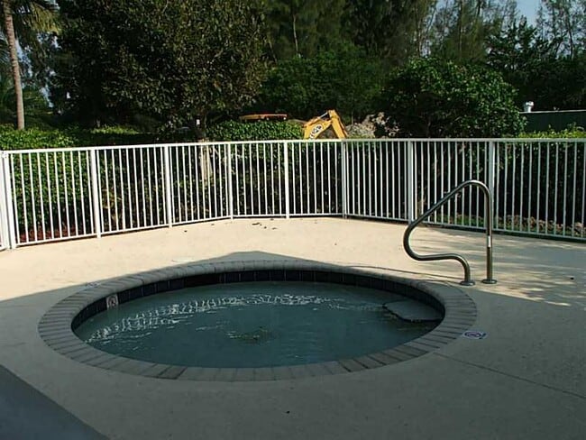 Building Photo - 4740 SW 12th Pl