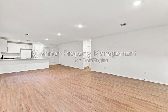 Building Photo - 7227 Gorrion Dr