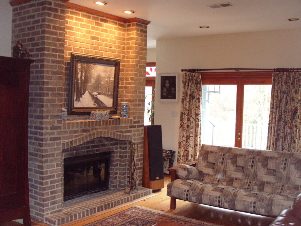 Building Photo - 324 Little Falls St