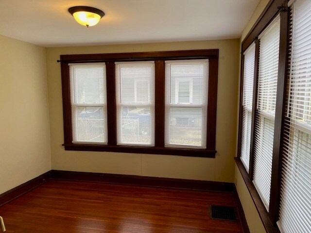 Building Photo - 1225 E Jefferson St