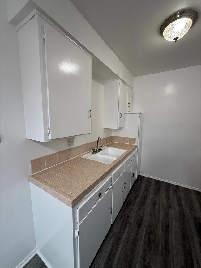 Interior Photo - 4783 W. 133rd Street,