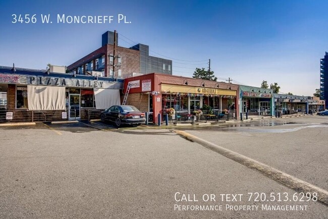 Building Photo - 3456 W Moncrieff Pl