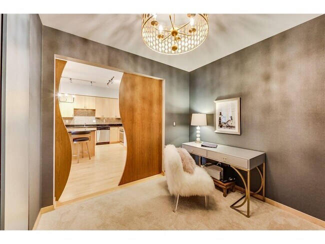 Building Photo - 111 N 4th Ave