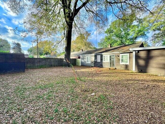 Building Photo - 4093 Barron Ave