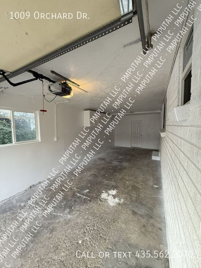 Building Photo - 1009 Orchard Dr