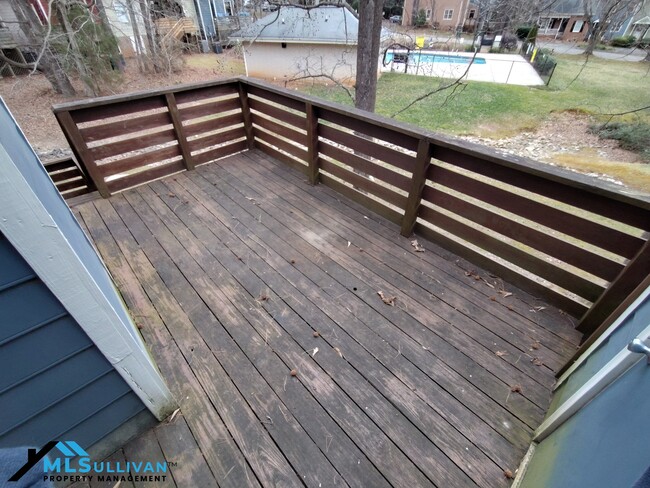 Building Photo - 126 Milford Ct