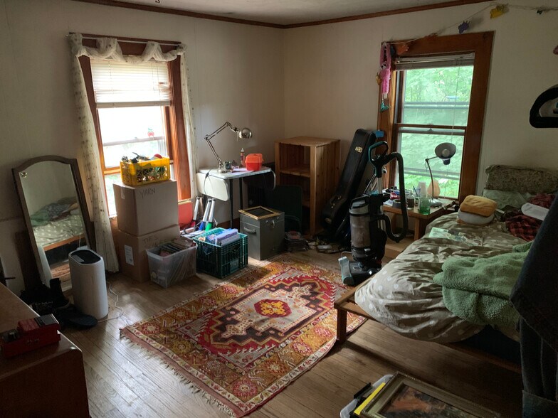 Bedroom 3 - 250 State St