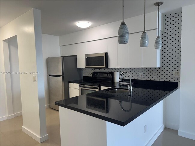 Building Photo - 680 NE 64th St