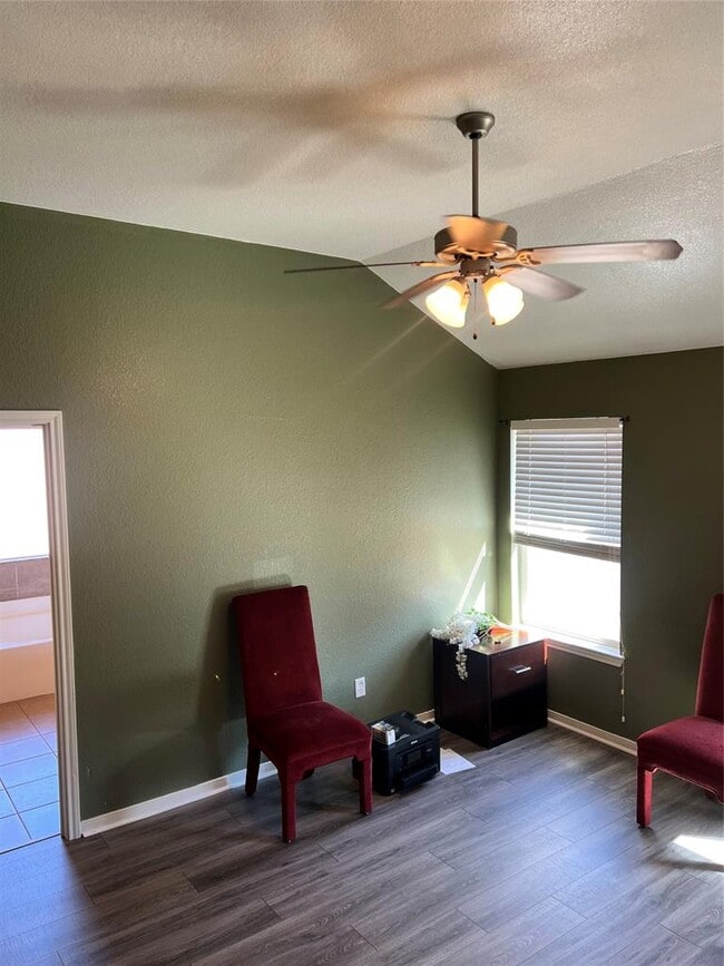 Building Photo - 1213 Trailboss Dr