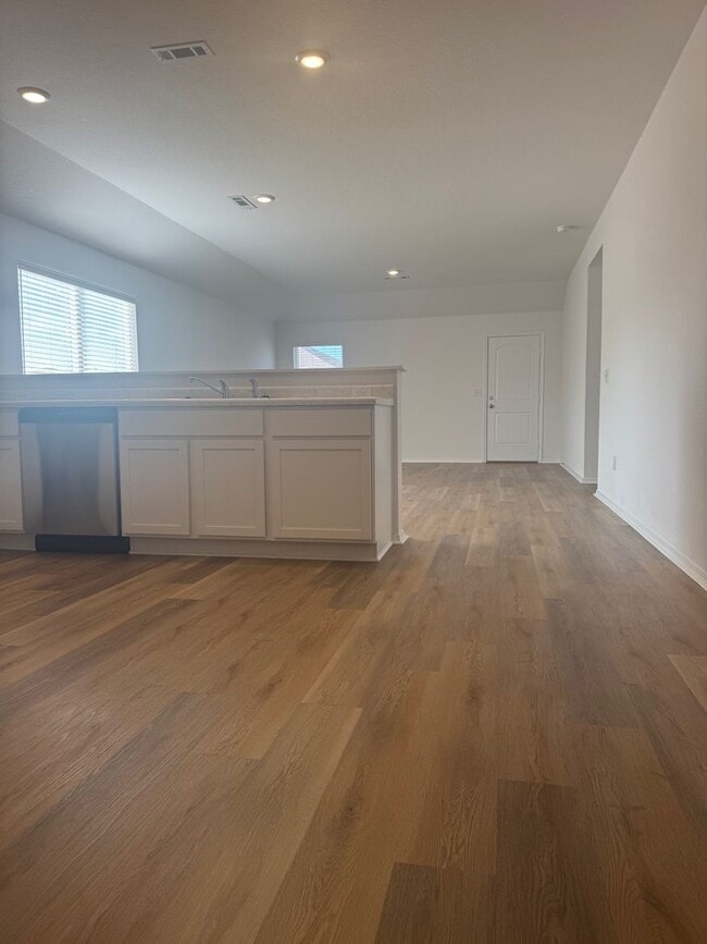 Building Photo - Questions please contact Joshua LaFever 50...