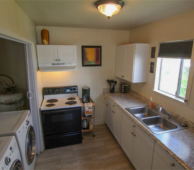 Building Photo - 1561 Willis St