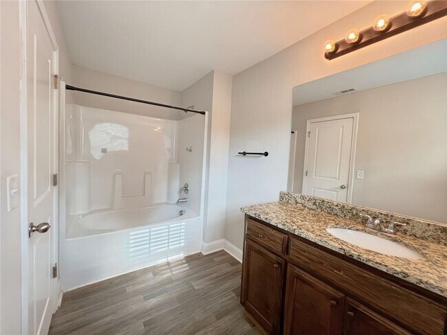 Building Photo - 5332 Lawson Lake Dr