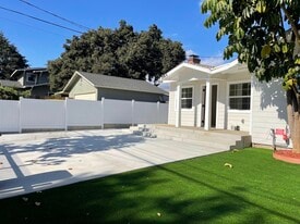 Building Photo - 314 S 8th St