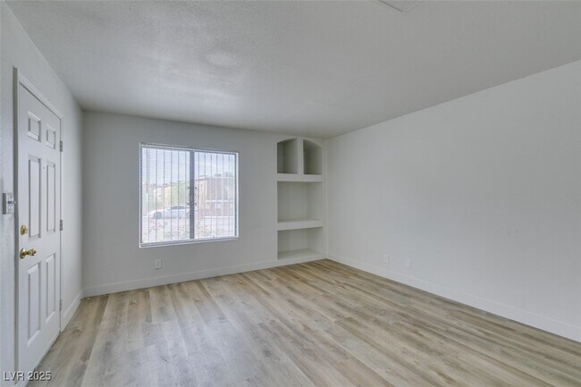 Building Photo - 6932 Kilgore Dr