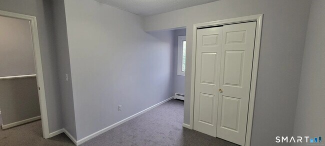 Building Photo - 678 Savin Ave