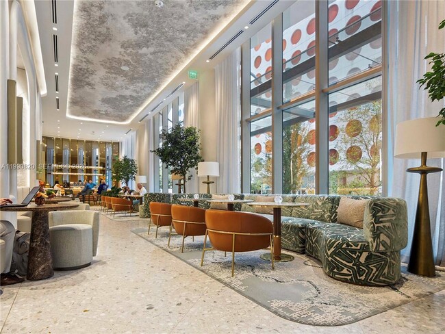 Building Photo - 77 SE 5th St