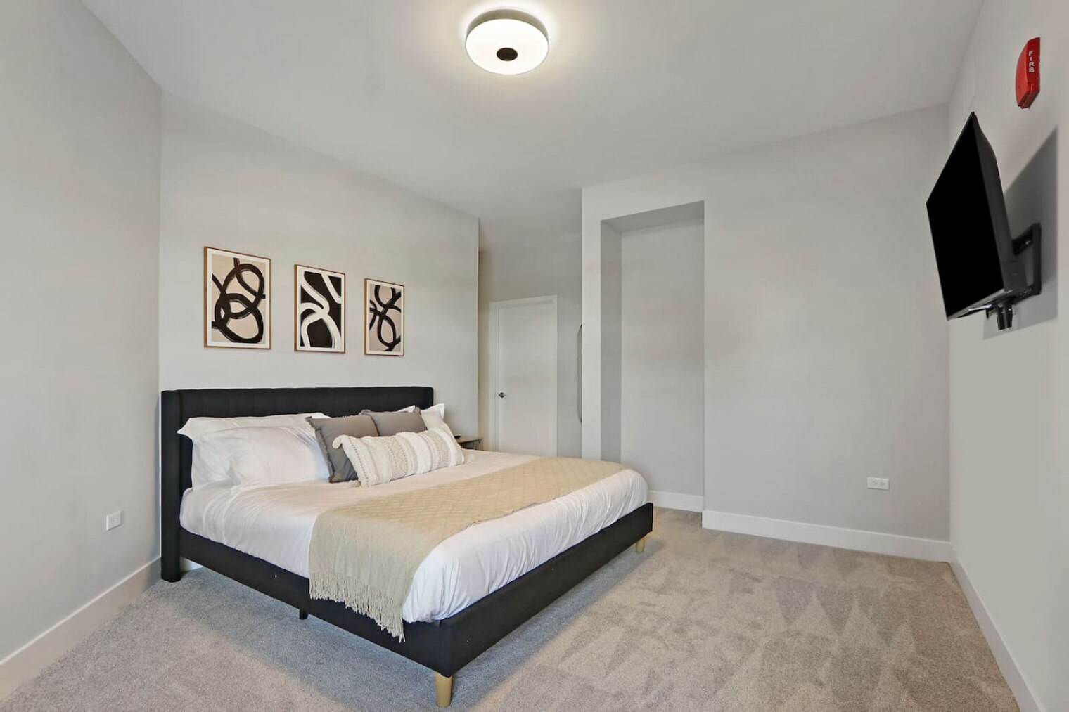 Building Photo - 28294 Ferry Rd