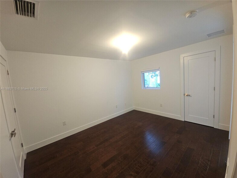 Building Photo - 9177 NW 33rd St