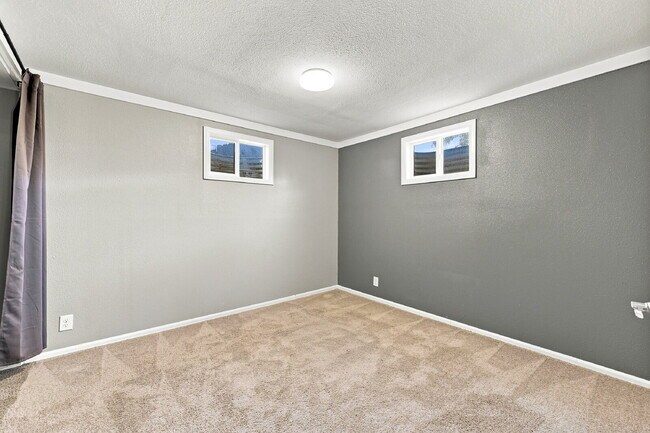 Building Photo - $2,040.95- 4 Bed, 2 Bath Home in CO Springs with Big Fenced-in Yard!