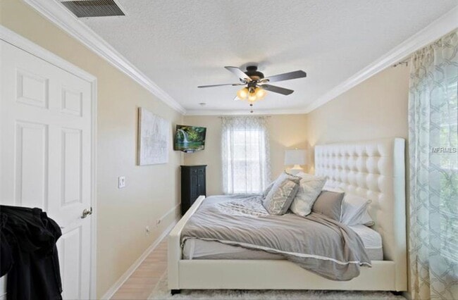 Building Photo - Baldwin Park home 3 car garage with 600 sq...