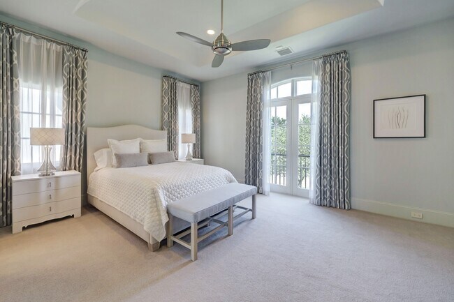 Building Photo - 5610 Lynbrook Dr