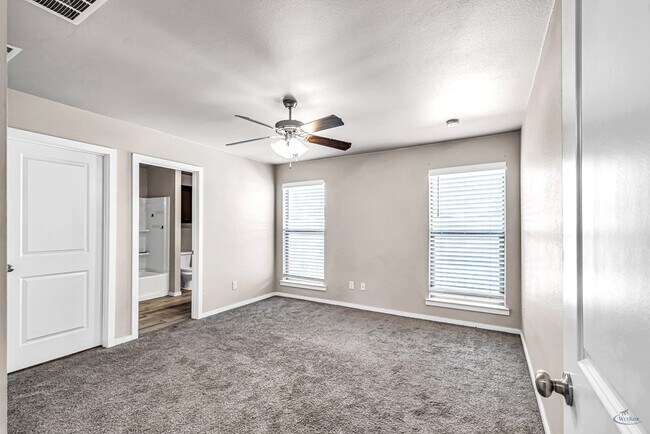 Building Photo - 9115 Ratliff Rdg