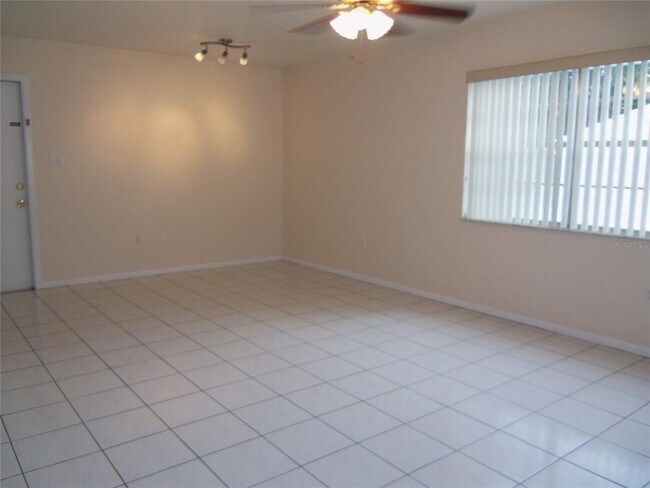 Building Photo - 2786 Curry Ford Rd