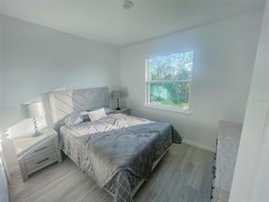 Building Photo - Gorgeous and Furnished 3/2/2 on a quiet street!