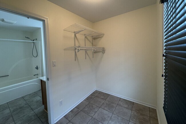Building Photo - MOVE-IN SPECIAL! $500 OFF FIRST MONTH'S RENT! Large Townhome in North Ames
