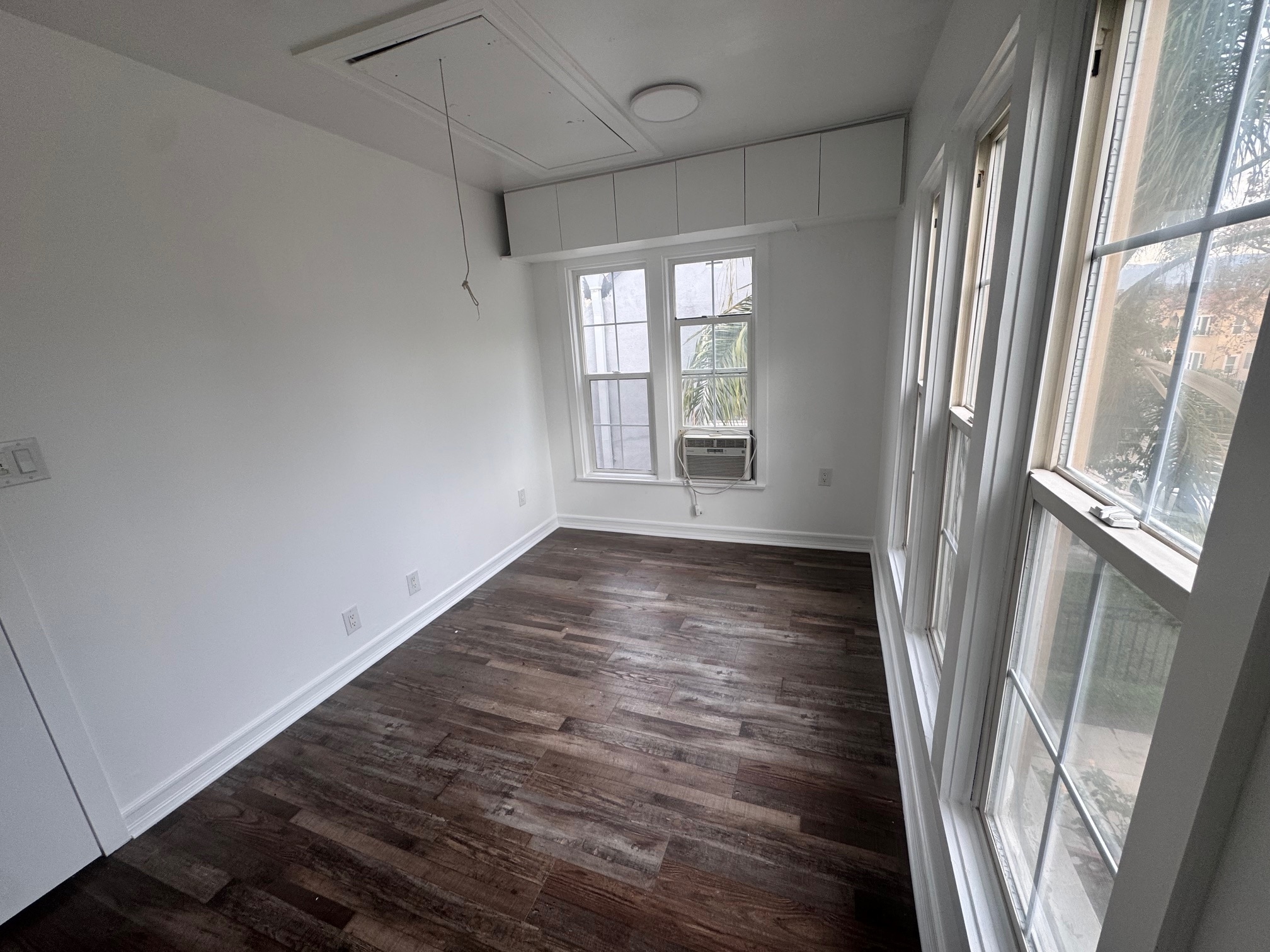 Third Bedroom - Attic storage & Walk in Closet - 1261 1/2 S Plymouth Blvd