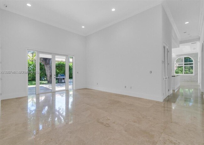 Building Photo - 17910 SW 80th Ave