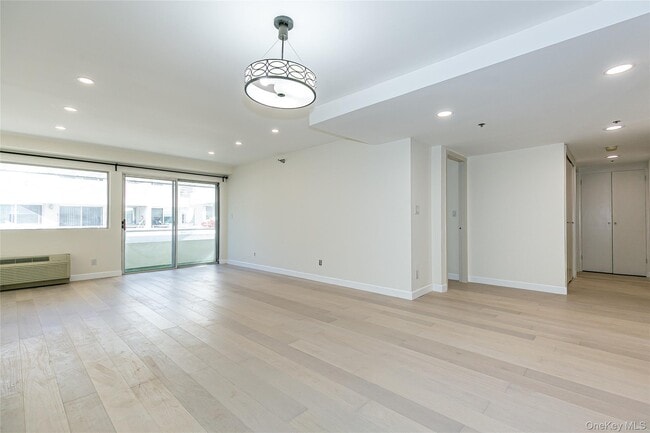 Building Photo - 88 Cutter Mill Rd