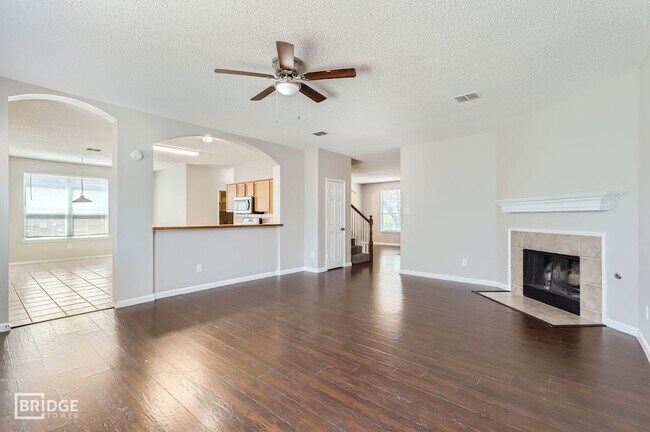 Building Photo - 1507 Walnut Ridge Dr