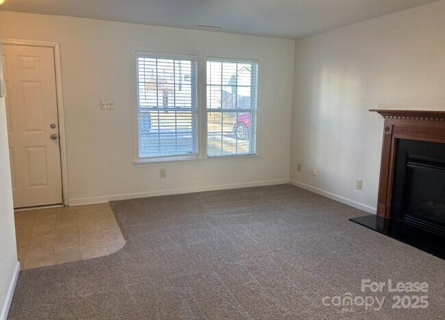 Building Photo - 1124 New Day Ct