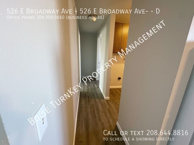 Building Photo - 526 E Broadway Ave