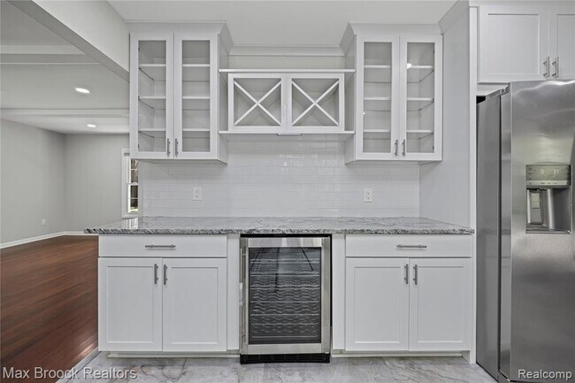 Building Photo - 2601 Lamplighter Ln