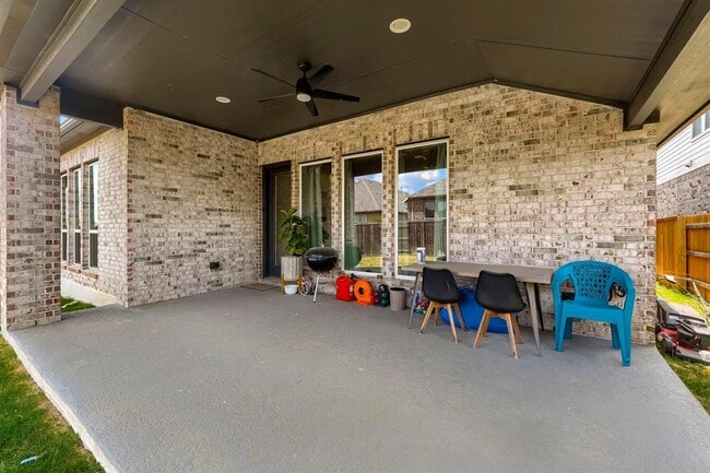 Building Photo - 308 Fawn Riv Run